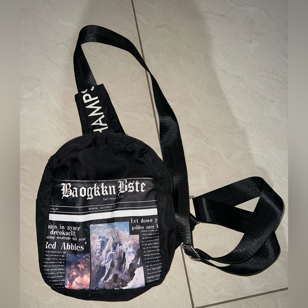 Crossbody handbag